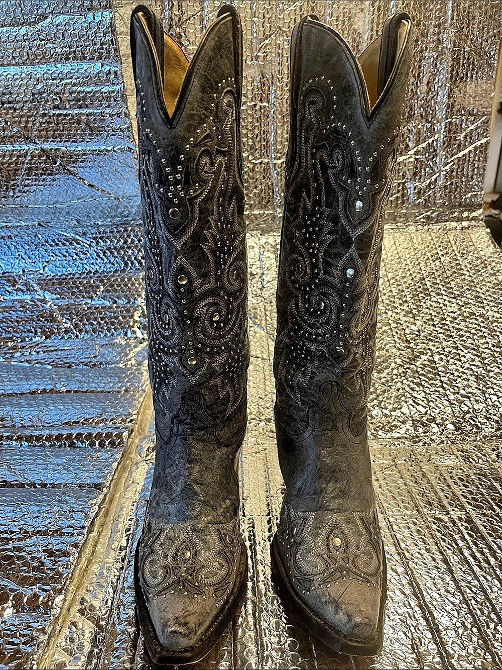 Corral Women's Hand Painted Embroidery and Studs Western Boots C3651 Embroidered